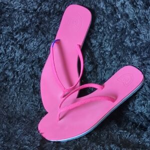 Rothy's Bright Pink Women's Flip-Flop Sandals